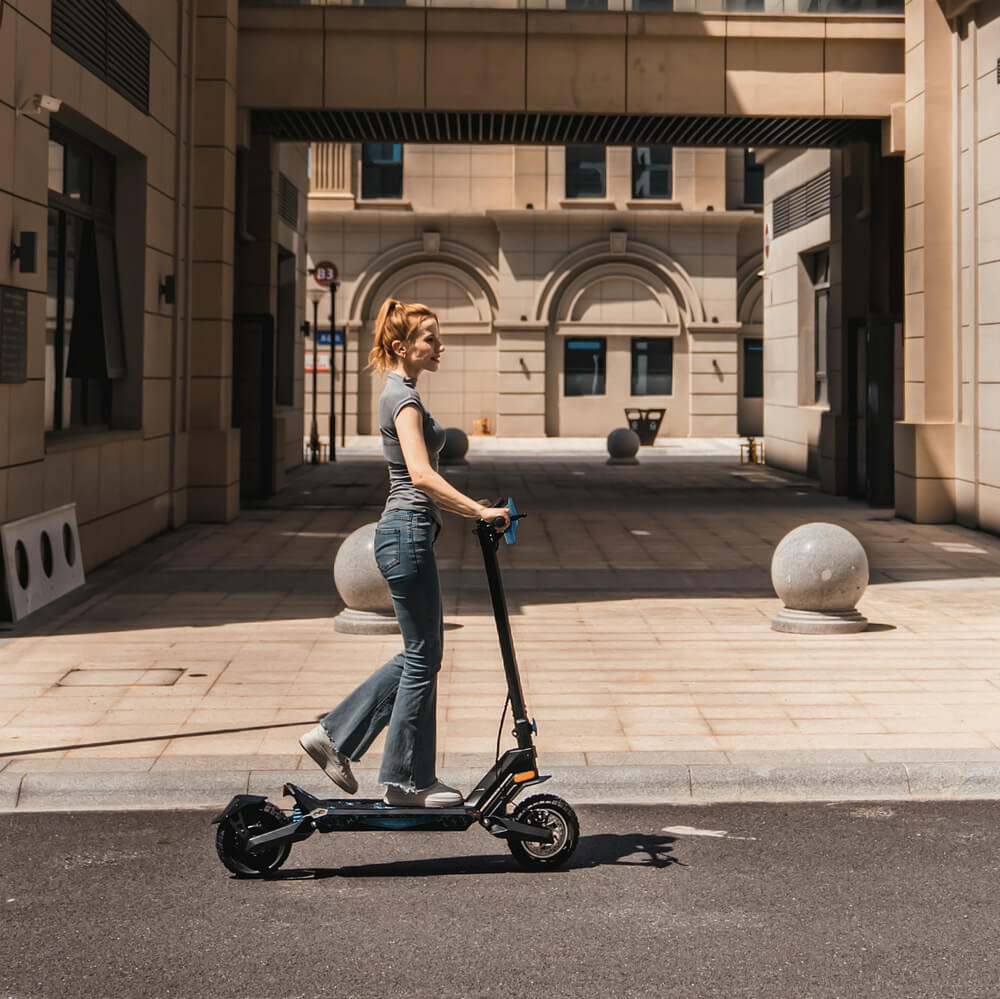 Durable, Lightweight & Foldable Design